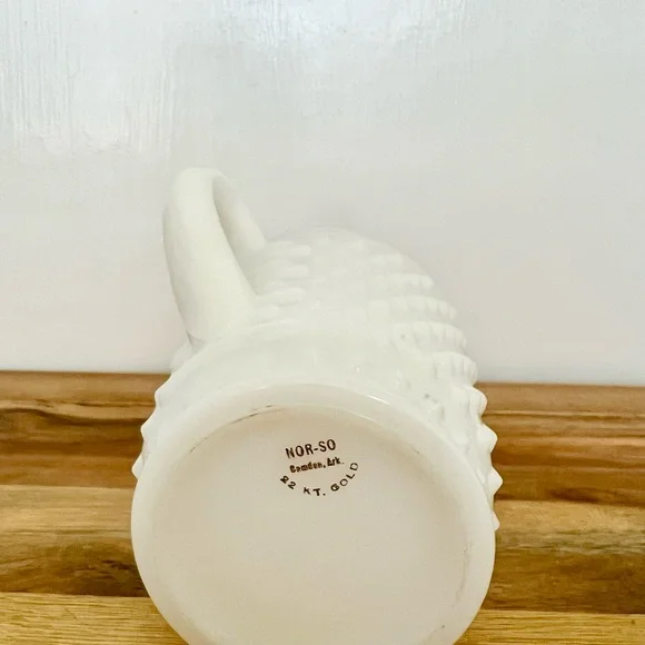 Vintage RARE Nor-so White Opaque Hobnail Milk Glass Pitcher with 24k Gold Rim - Picture 3 of 3